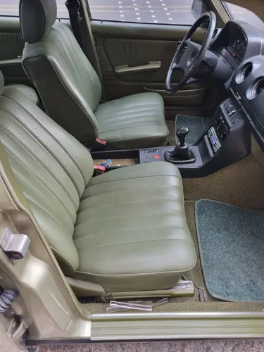 Mercedez 230 E Verde