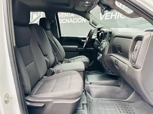 Chevrolet Silverado Doble Cab