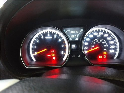 Nissan Versa 1.6 16v Flex Sv 4p Xtronic