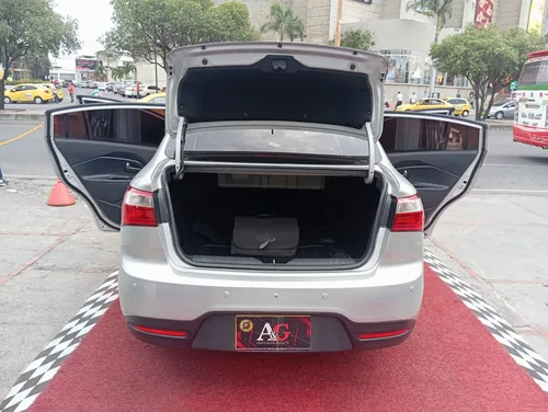 Kia Rio SUMMA UB EX 1.4 AT
