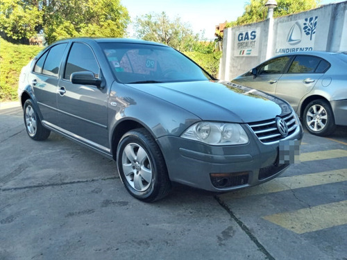 Volkswagen Bora 2.0 Nafta/gnc Full Con Techo Excelente Auto