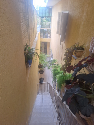 Casa Com 4 Quartos Sendo Uma Suíte. Jd.catanduva Campo Limpo