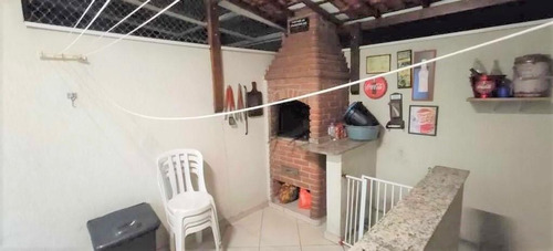 Imagem 8 de 12 de Sobrado Na Vila Matilde Com 3 Suítes, 4 Vagas, 106m² - So0724