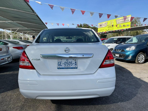 Imagen 4 de 7 de Nissan Tiida 2016 Drive