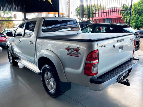 Toyota Hilux CD SRV D4-D 4x4 3.0 TDI Diesel Aut