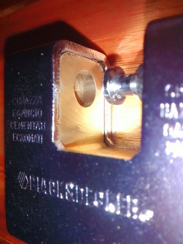Imagen 9 de 10 de Candado Acorazado Padlock Kwikset B&d Traba Horizontal 60 Mm