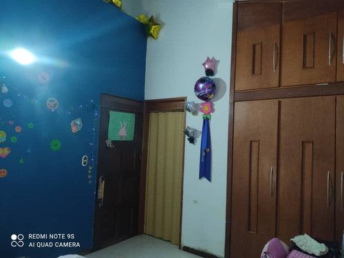 Imagen 11 de 18 de Hermosa Quinta Ubicada En El Estado Vargas, Urb. Tanaguarena, Cerca Del Mar.