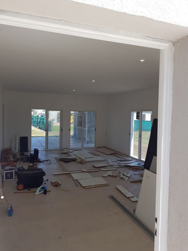 Imagen 10 de 28 de Venta De Lote En Santa Lucia - Pilar Del Este