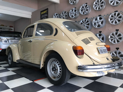 Imagem 3 de 11 de Vw Fusca 1.600 Garagem Retrô