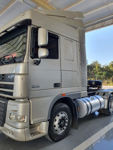 Imagem 2 de 4 de Daf 105.460 Xf 6x2