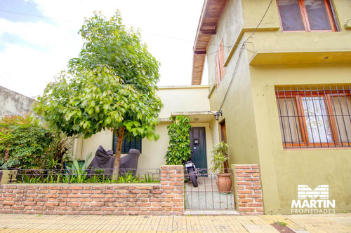 Casa En Venta En Martínez, 3 Ambientes, Ideal Para Refaccionar/ampliación. Lote 171 M2.