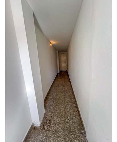 Casa Ph 3 Amb. (p.a) Con Terraza- Av. J. P. Ramos Y San Salvador