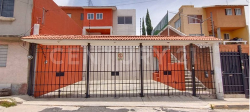 Casa En Venta En México Nuevo, Atizapán, Estado De México