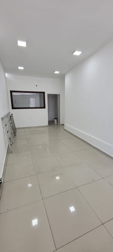 Imagen 5 de 8 de Local Comercial Los Restauradores/us$800