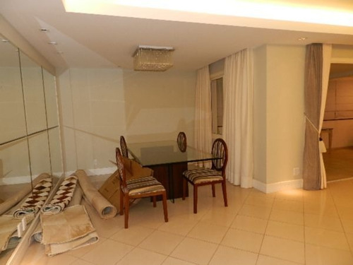 Imagem 12 de 15 de Apartamento De 3 Suítes - 3681