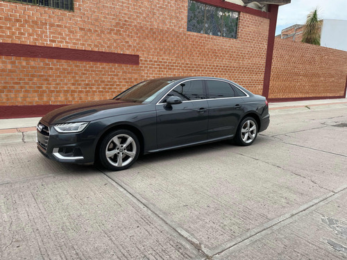 Audi A4 2.0 T Select 190hp Dsg