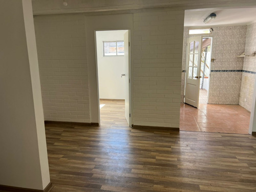 Casa De 2 Pisos, 3d-1b, Villa España, Puente Alto