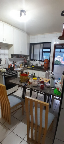 Apartamento Com 2 Quartos +dp E Garagem Fechada.