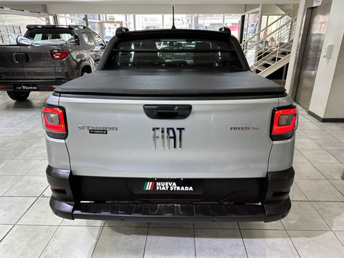 Fiat Strada 1.4 8v Freedom Cd