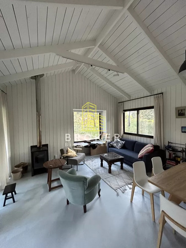 Venta De Casa De Un Dormitorio En Barra Verde. Punta Del Este, Uruguay.