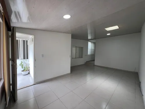 Casa En Venta En Los Andes B - La Riviera. Cod V8014567