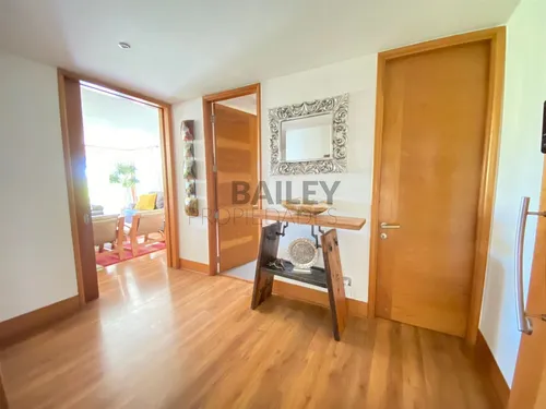 Departamento En Venta De 4d +4b +4e En Concón