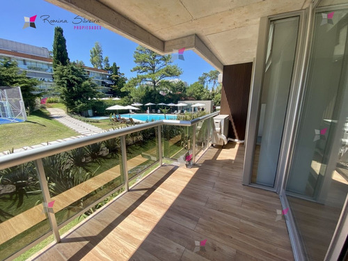 Imagen 3 de 15 de Venta De Apartamento De 1 Dormitorio En Complejo Mansa Inn Ii Punta Del Este