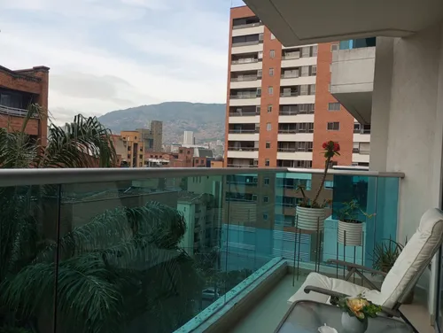 Apartamento En Venta En Conquistadores. Cod V11958