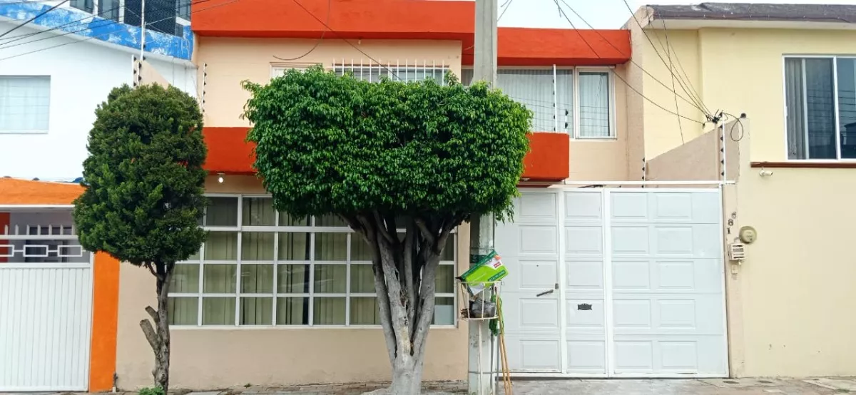 Casa En Renta En Lomas Del Marques, Queretaro