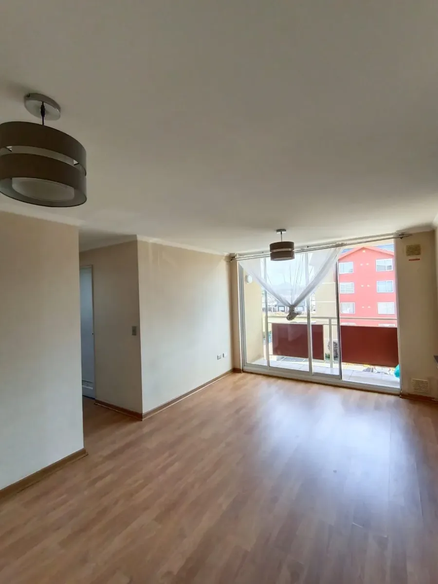 Vendo Depto De 3d,1b, Estacionam. En 2da Faja En Villarrica