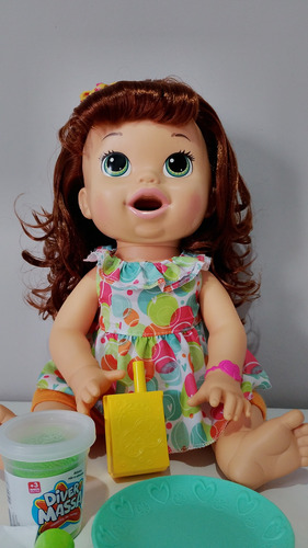 Baby Alive Sara Comilona Morena Em Português. (Usado)