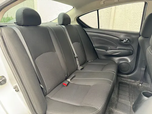Nissan Versa 1.6 Advance Mt