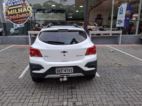 Chevrolet Onix 1.4 Mpfi Activ 8v Flex 4p Automatico