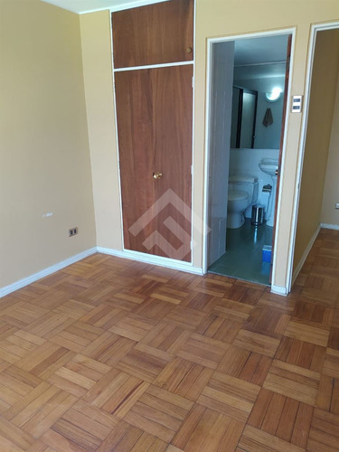 Departamento En Venta De 2d En Viña Poniente San Martin
