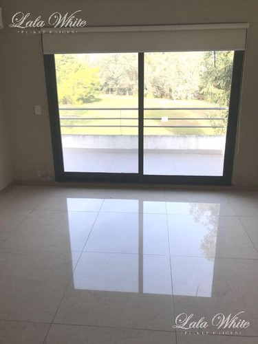 Imagen 16 de 23 de Venta - Casa En Saint Thomas Este