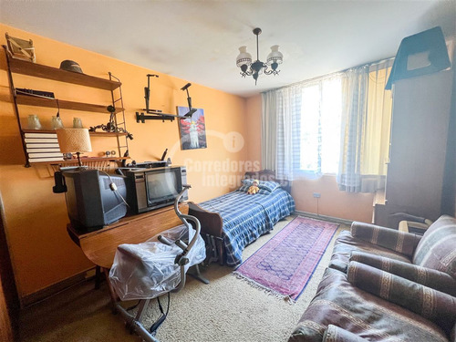 Casa En Venta De 4 Dorm. En Las Condes