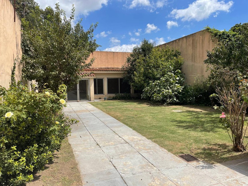 Imagen 10 de 17 de Venta Chalet Sobre 465 M2 - Moreno Norte