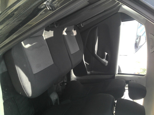 Imagen 7 de 9 de Volkswagen Vento 2018 Confortline Manual 1.6 Eng $37,000