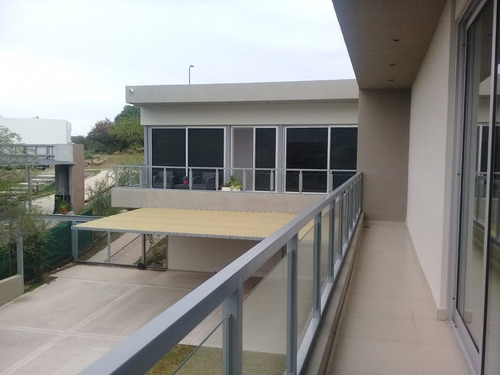 Casa En Alquiler Ubicado En Centro (villa Carlos Paz), Punilla, Córdoba