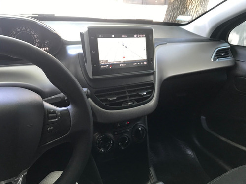 Peugeot 208 Allure 1.6 2017 Unico Dueño Todo Al Dia