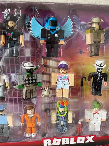 Figuras De Acción Roblox Colección De The Vault 20 Códigos