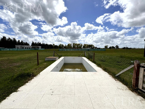 Venta Casa 4 Ambientes Con Piscina Campos De Roca - Brandsen