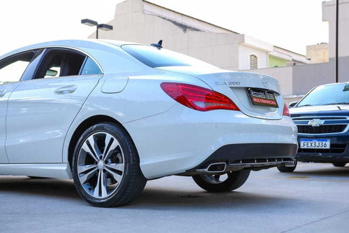 Imagem 11 de 15 de Mercedes-benz Cla 200 Urban 1.6 2016