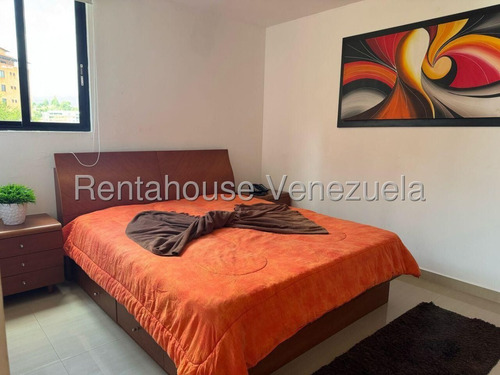 Km Apartamento (1 Nivel) En Alquiler En Colinas De La Tahona, Distrito Metropolitano