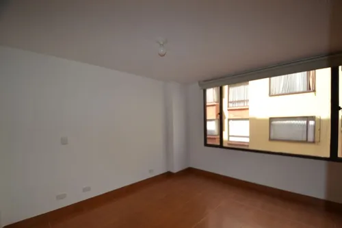 Apartamento En Venta En La Calleja. Cod V12044