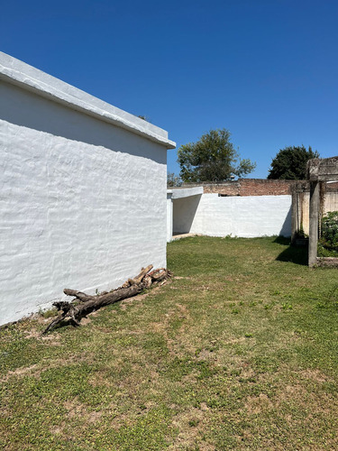 Venta Casa 3 Dormitorios Los Boulevares - Amplio Patio