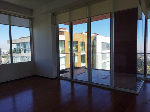 Imagen 12 de 30 de Penthouse En Renta Av De Los Poetas $59,000