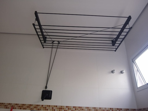 Varal De Parede Tradicional C/ Motor 7v 1,80m Alumínio Preto
