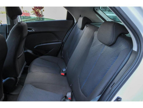 Imagem 13 de 15 de Hyundai Hb20 Comfort Plus 1.6 At
