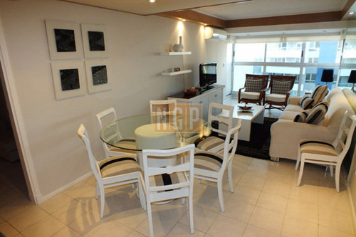 Divino Impecable Con Servicios- Ref: 14439